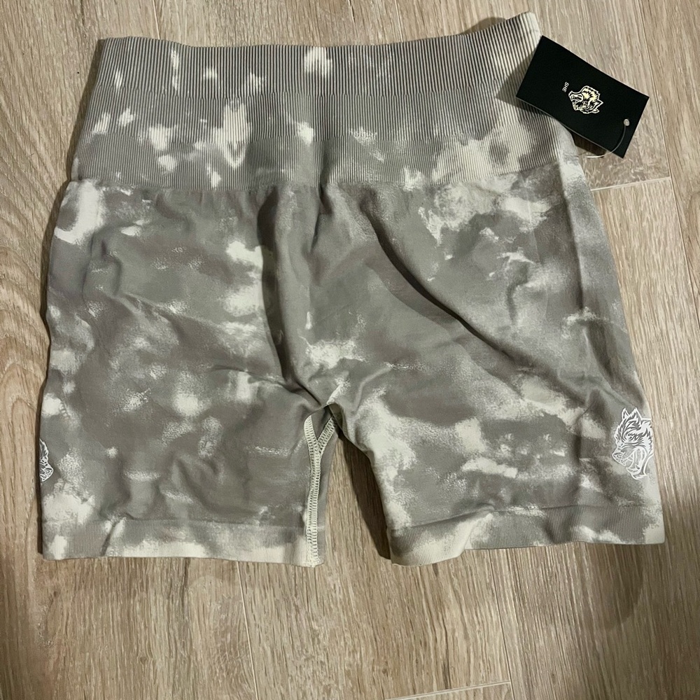 Darc sport wolves forever everson shorts NWT size med  *read description*